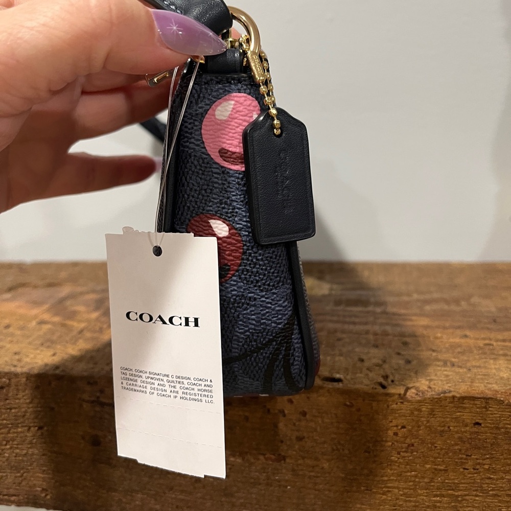 🍒 New! Coach! - Picture 12 of 17